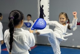 Algabas, школа киокушинкай каратэ, Combat, Karate