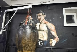 Abadan Boxing Club, Combat, Box