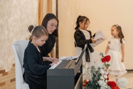 Sarra’s Piano, центр обучения игре на фортепиано и, Musical, Solfeggio, 1-7 years old, 7-13 years old, 13-18 years old