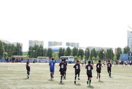 Almaty United, футбольный клуб, С мячом, Футбол