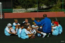 FC Arys Loko, футбольный клуб, С мячом, Футбол